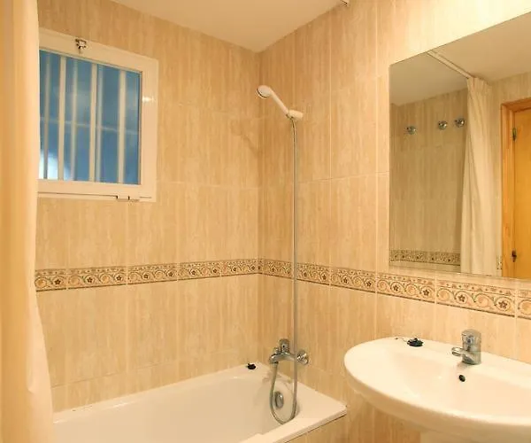 Poseidon Living Apartment