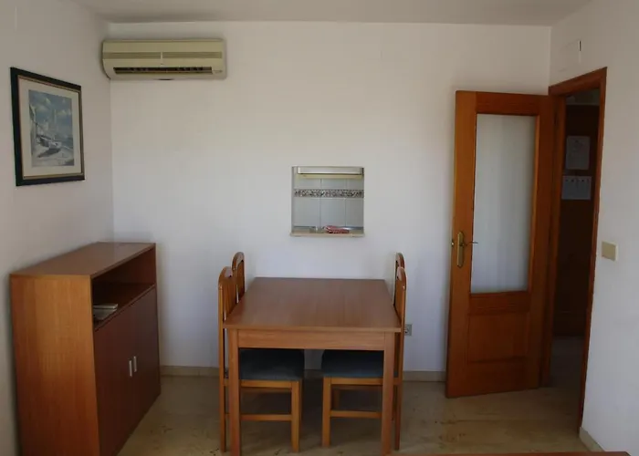 Poseidon Living Apartment *